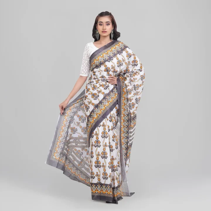 Graceful White Digital Printed Saree – Floral Design with Contrast Border