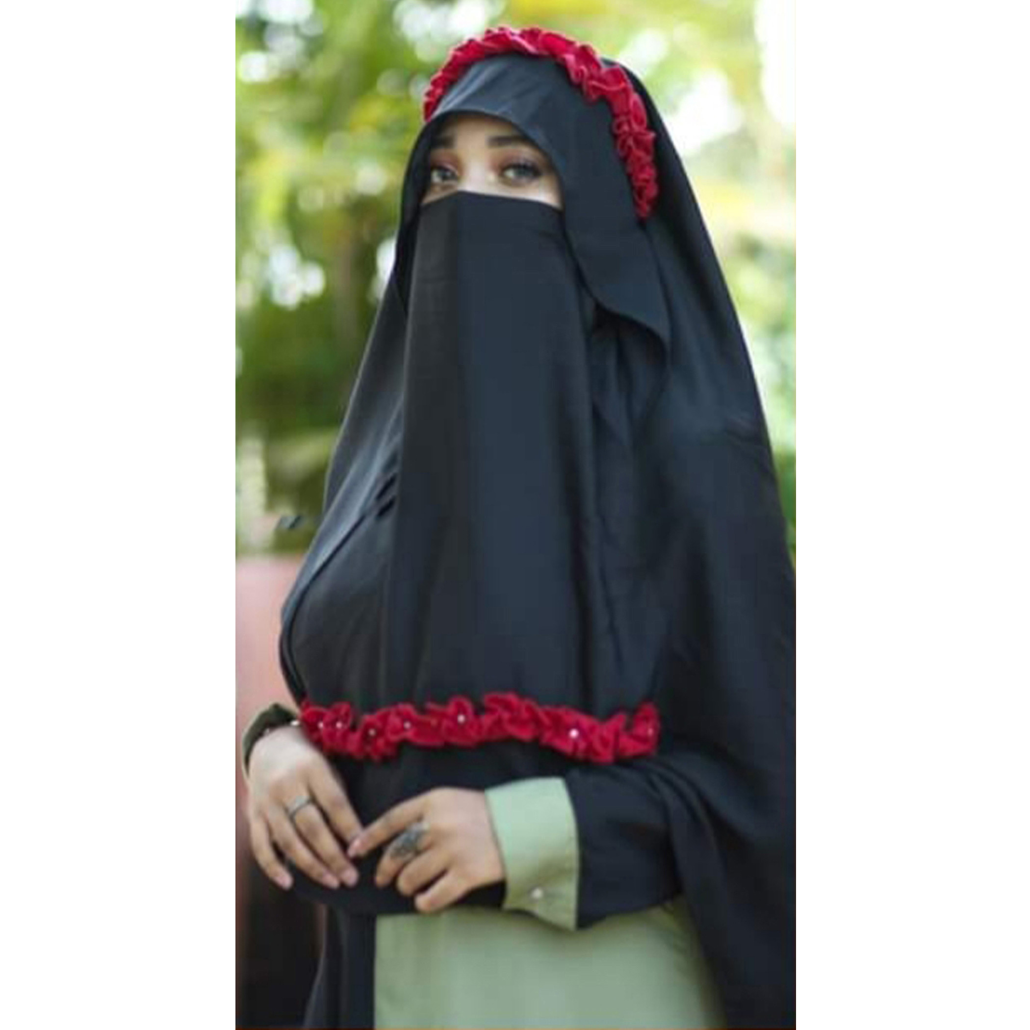 Hoodie Niqab with Crown – Hooded Hijab & Prayer Garment for Women